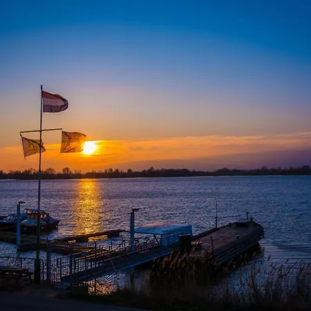 Holiday Home Nijmegen Quiet With Terrace * Ewijk